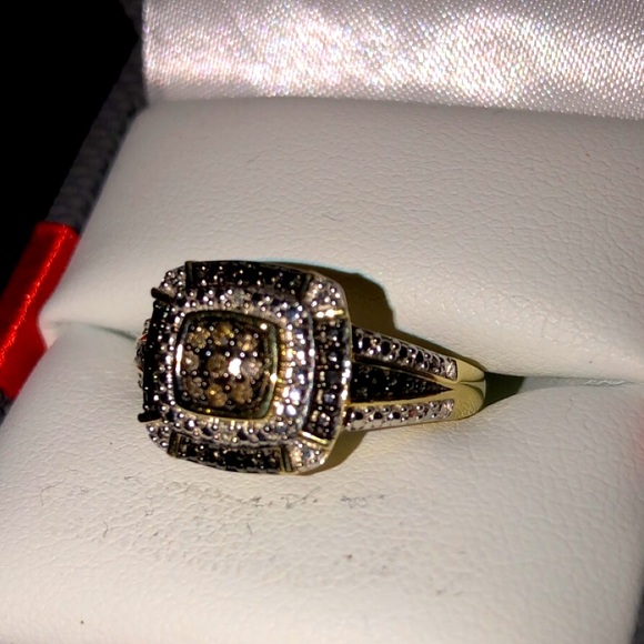 Sold - Picture 3 of 6